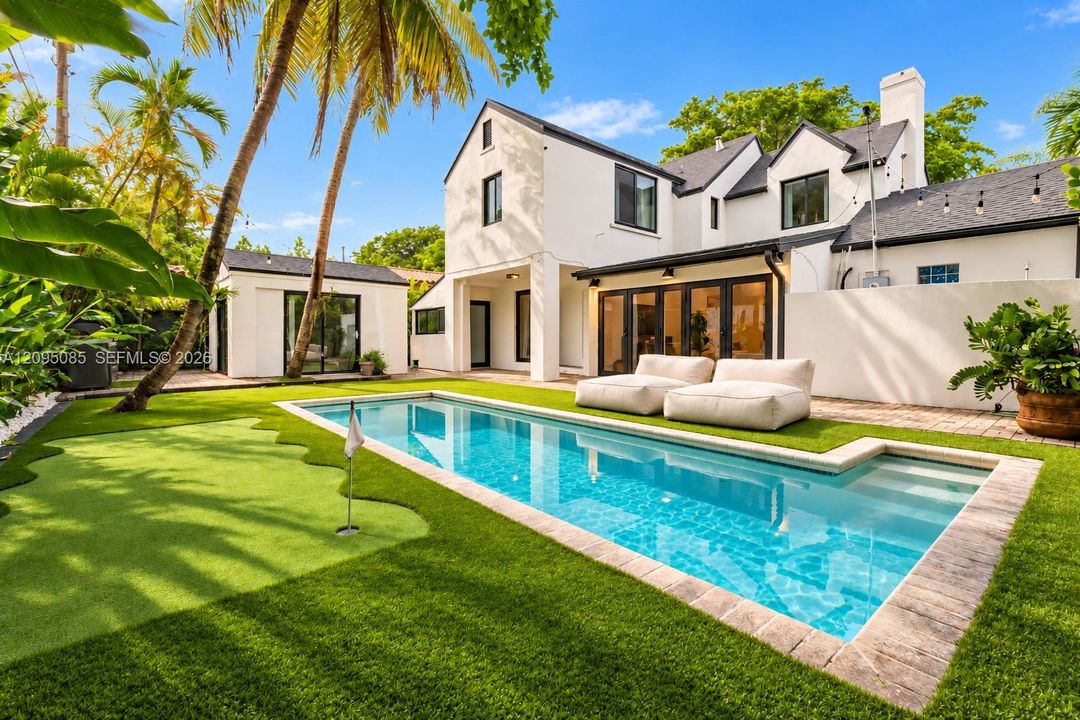 На продажу: $2,895,000 (4 спален, 4 ванн, 2283 Квадратных фут)