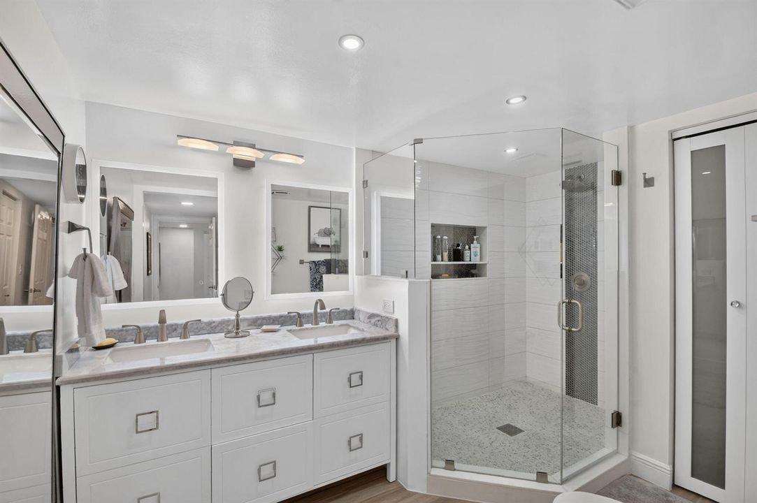Gorgeous primary bath