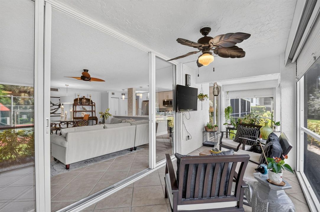Roofed/screened patio