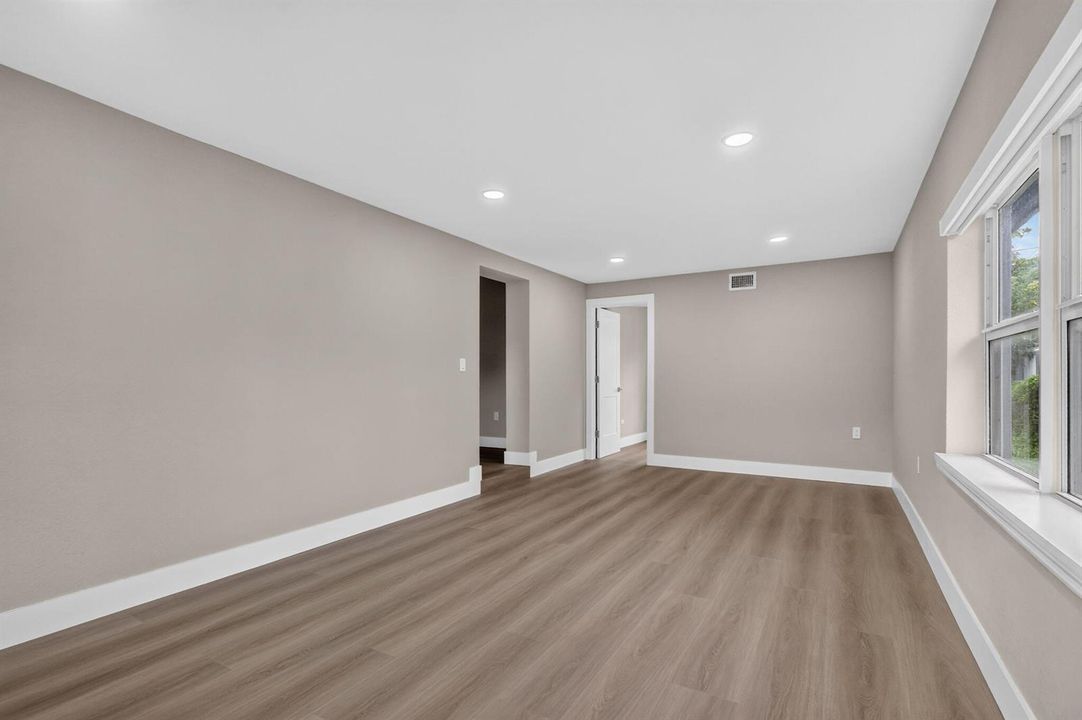 15-web-or-mls-8H3A4827