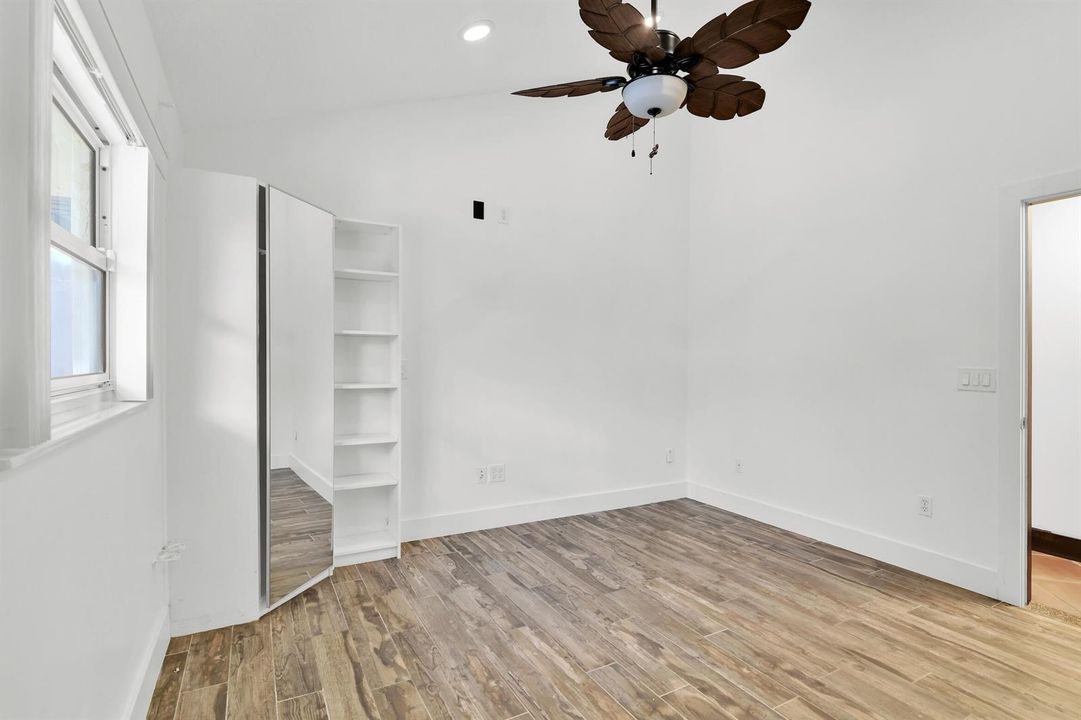 1219 Periwinkle Pl, Wellington -34