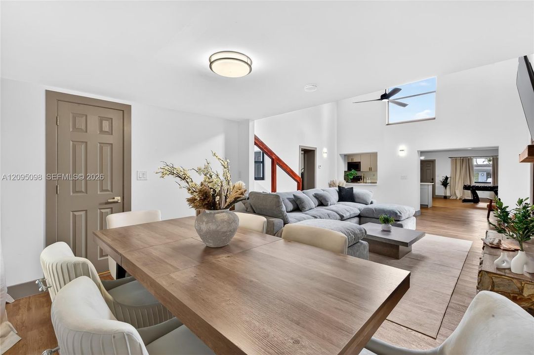 For Rent: $4,500 (4 beds, 2 baths, 2199 Square Feet)