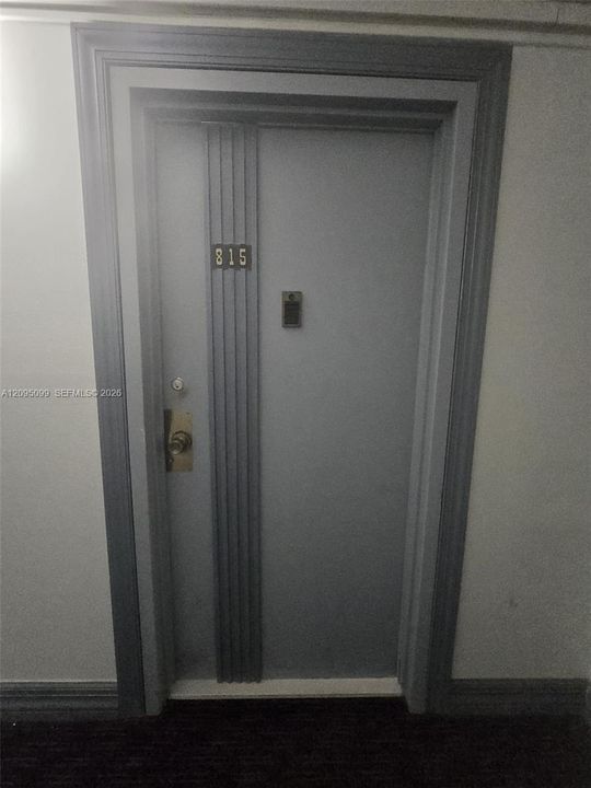 For Rent: $2,000 (1 beds, 1 baths, 640 Square Feet)