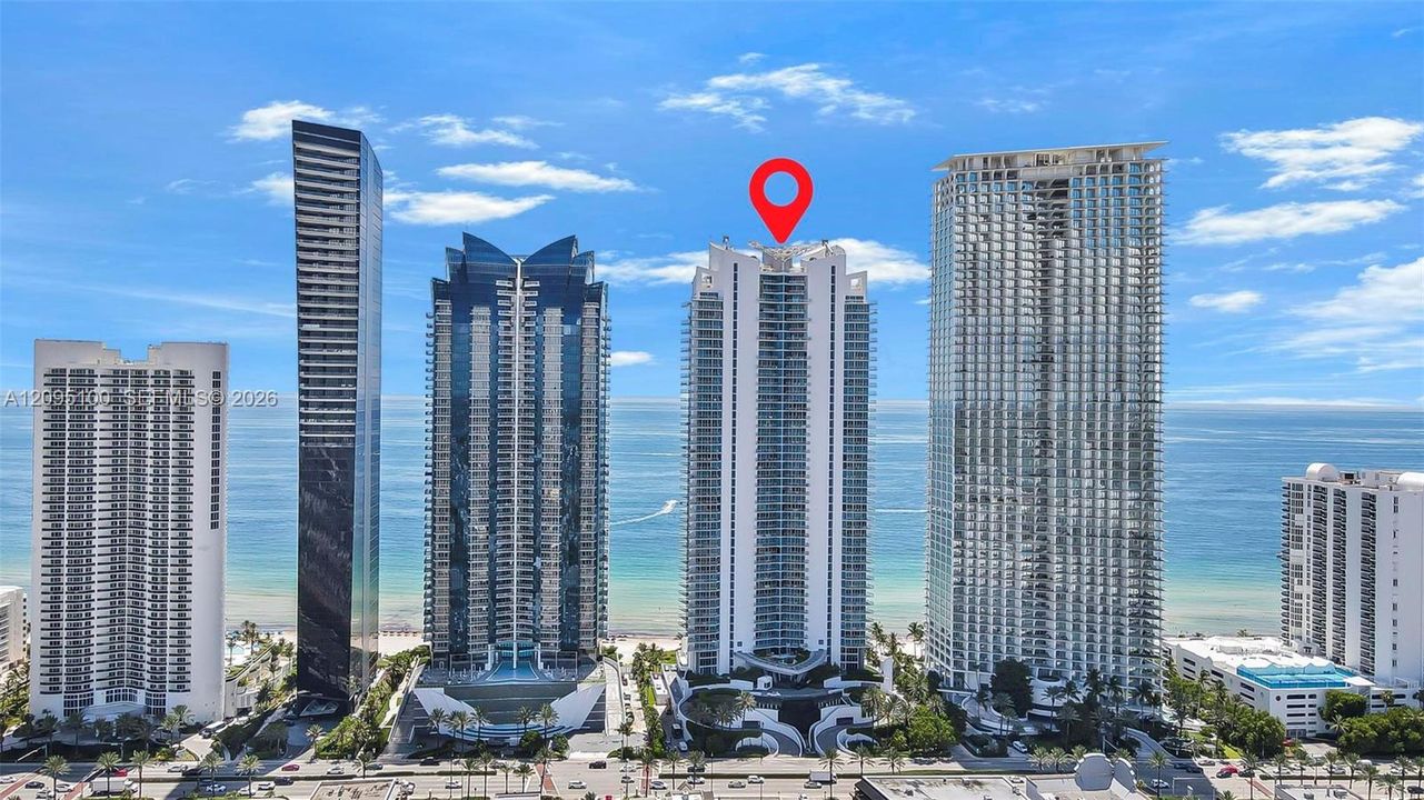 В аренду: $5,500 (1 спален, 1 ванн, 862 Квадратных фут)
