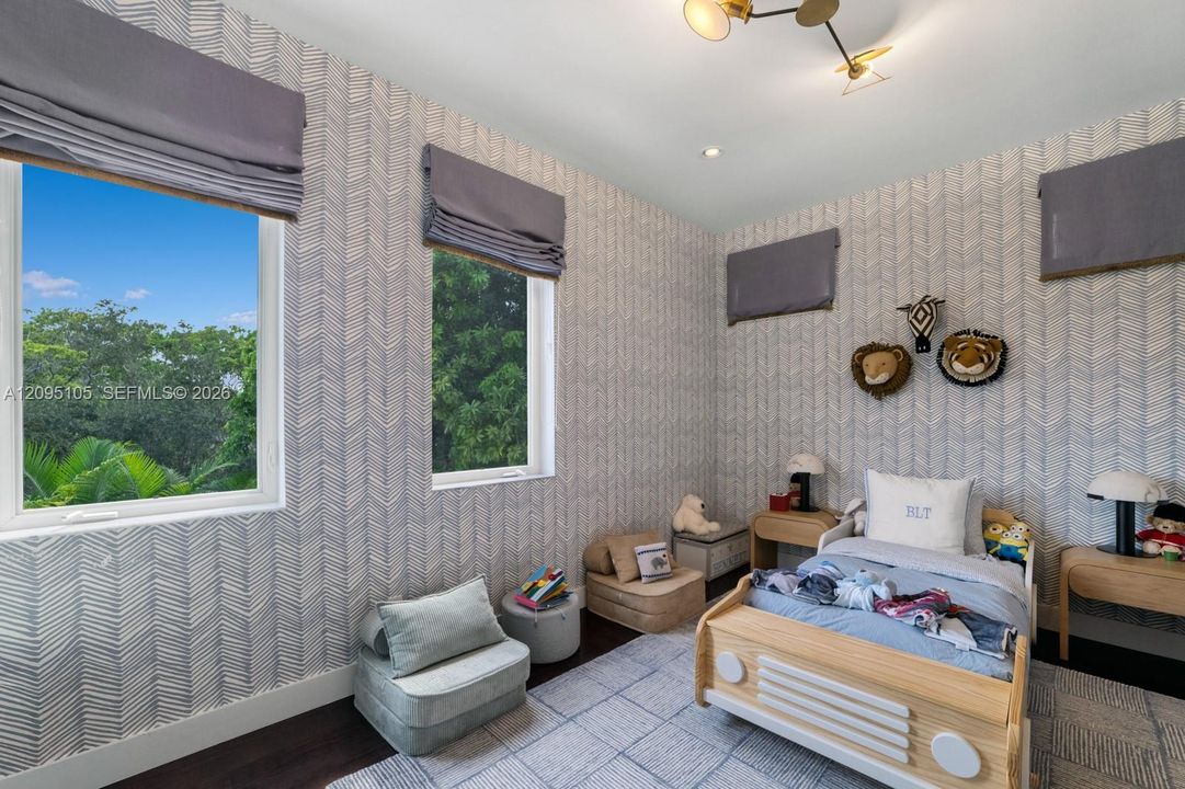 En Venta: $7,999,000 (6 camas, 6 baños, 4669 Pies cuadrados)