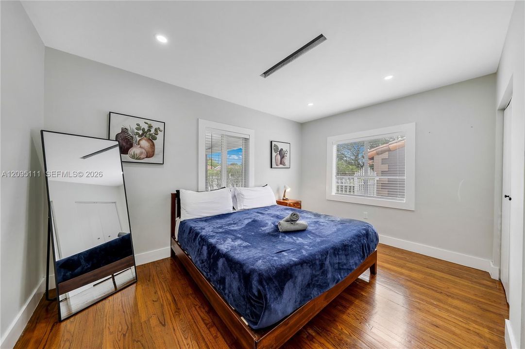 For Sale: $1,540,000 (5 beds, 4 baths, 2225 Square Feet)
