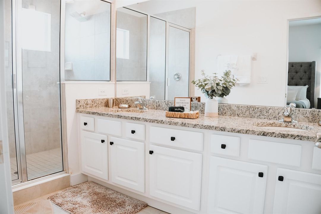 Master bath 2 sec floor