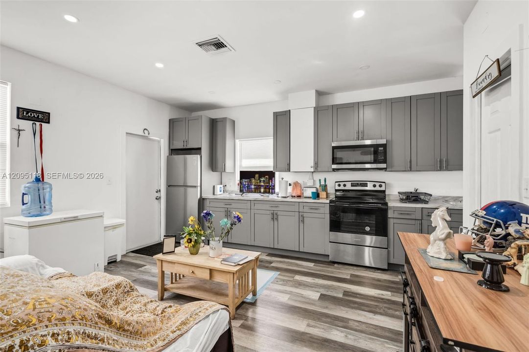 En Venta: $899,000 (0 camas, 0 baños, 2548 Pies cuadrados)