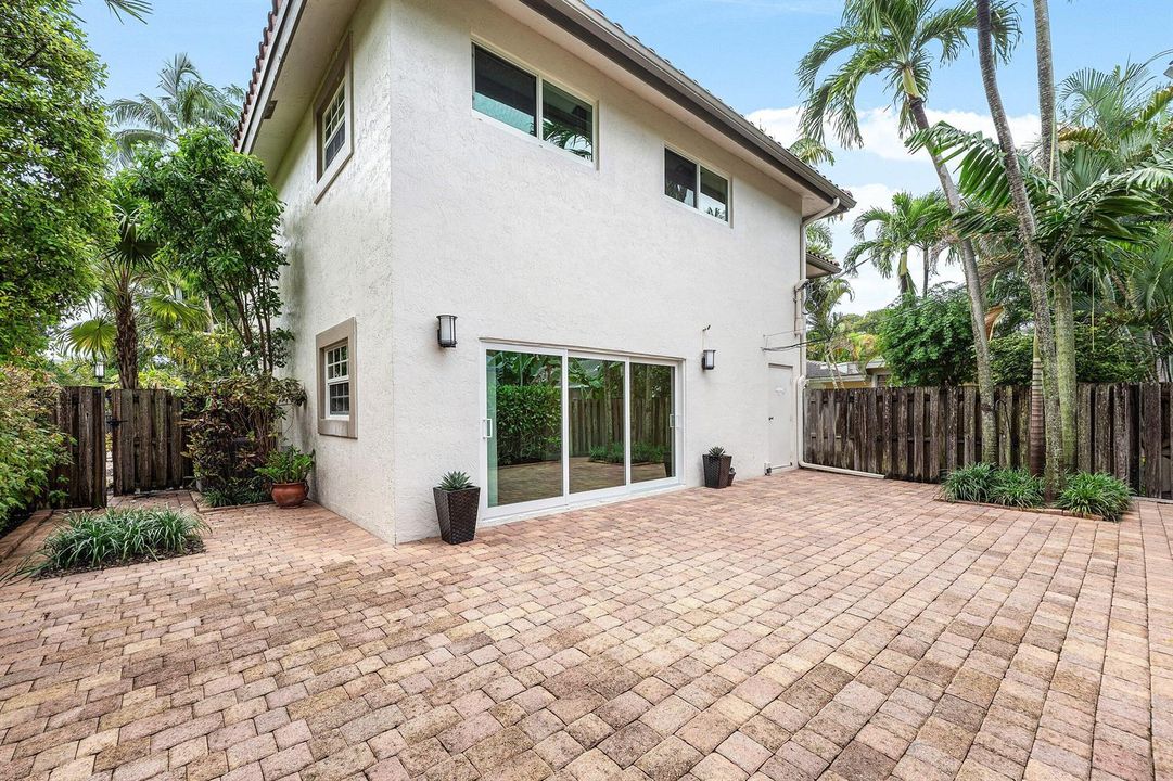 031-620Northeast9thAvenue-4-FortLauderda