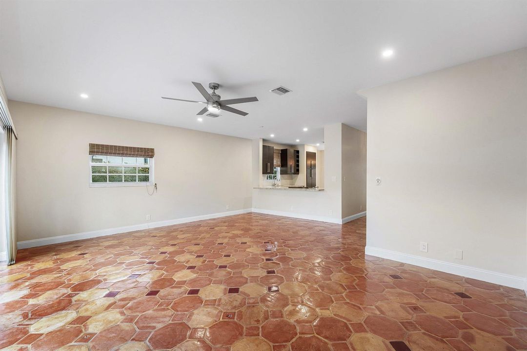015-620Northeast9thAvenue-4-FortLauderda