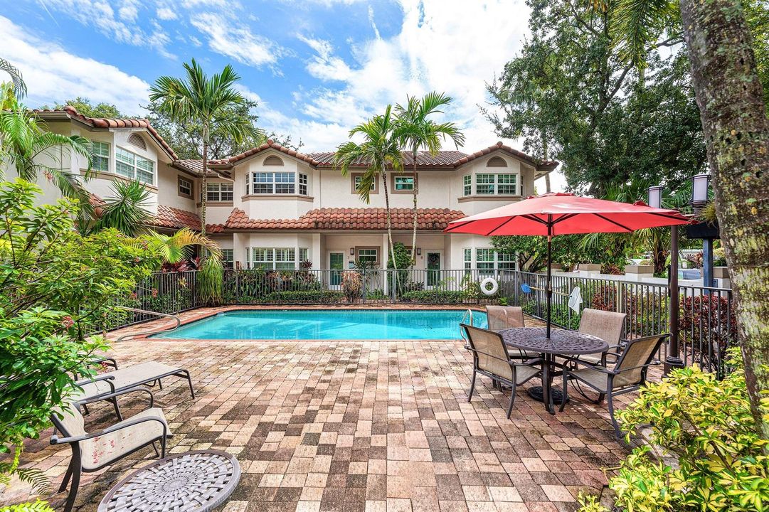 034-620Northeast9thAvenue-4-FortLauderda