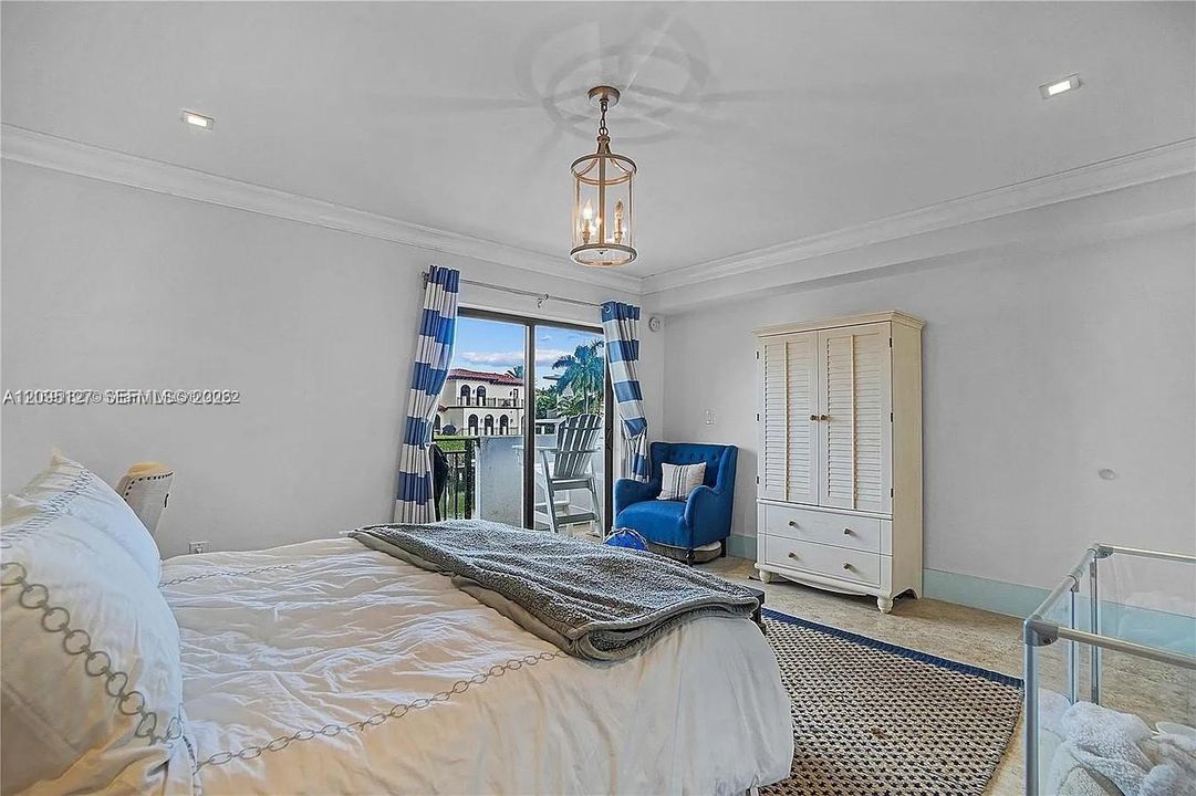 En Renta: $5,450 (2 camas, 2 baños, 1298 Pies cuadrados)