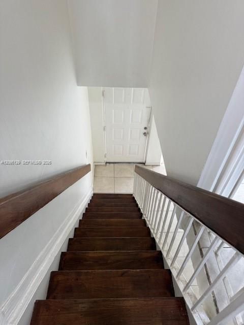 For Rent: $2,260 (2 beds, 2 baths, 859 Square Feet)