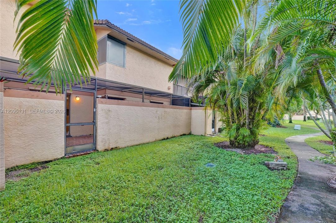 En Venta: $399,900 (3 camas, 2 baños, 1302 Pies cuadrados)