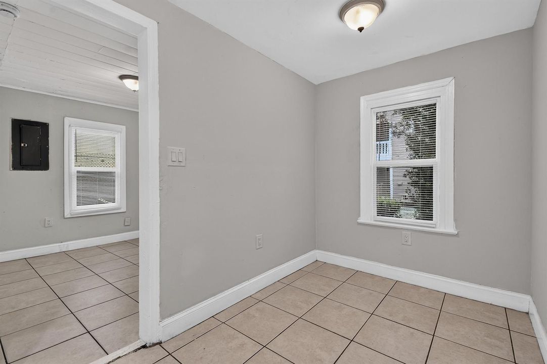 8877thSt-Unit100(4)