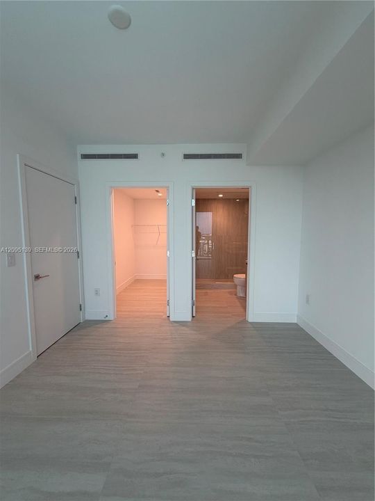 В аренду: $8,500 (2 спален, 2 ванн, 1462 Квадратных фут)