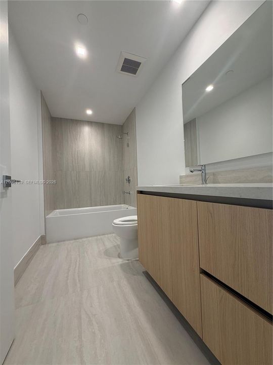 В аренду: $8,500 (2 спален, 2 ванн, 1462 Квадратных фут)