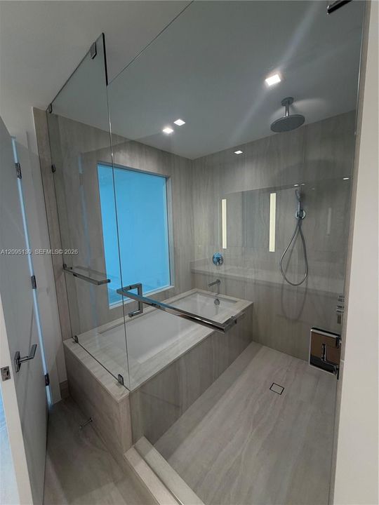 В аренду: $8,500 (2 спален, 2 ванн, 1462 Квадратных фут)