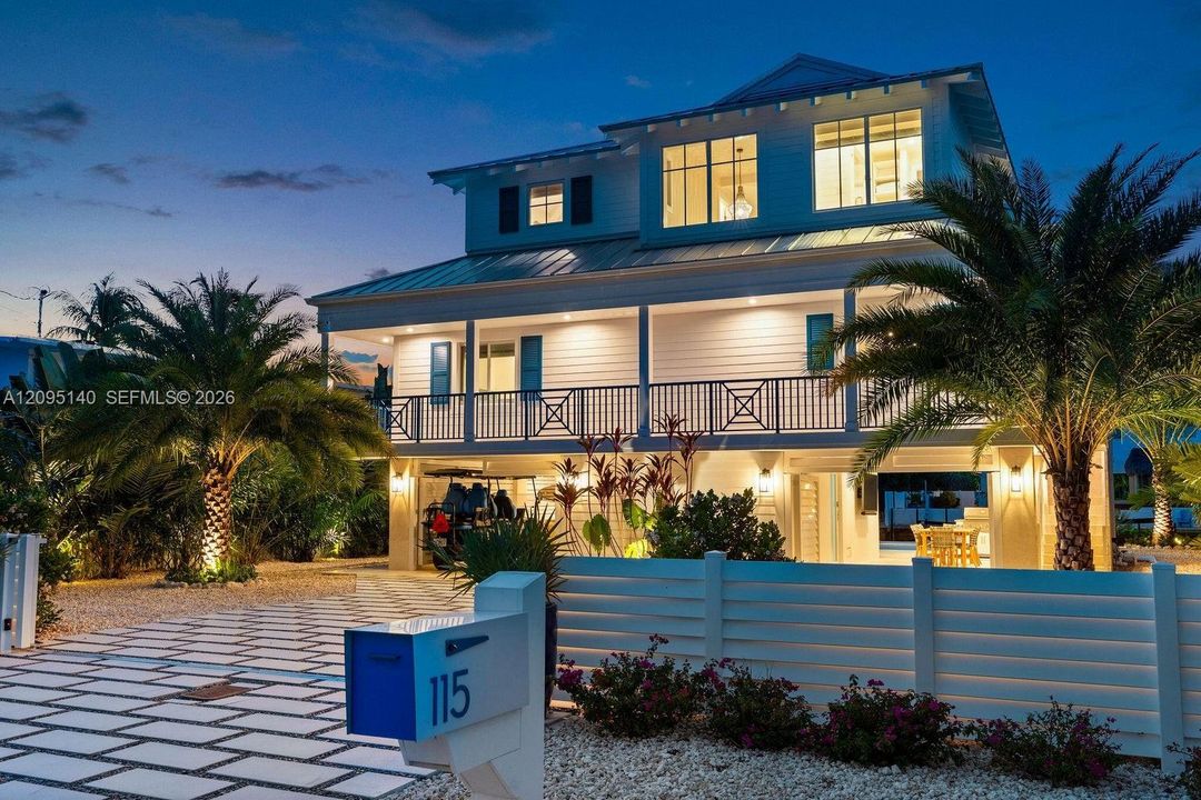 For Sale: $4,899,000 (4 beds, 4 baths, 2476 Square Feet)