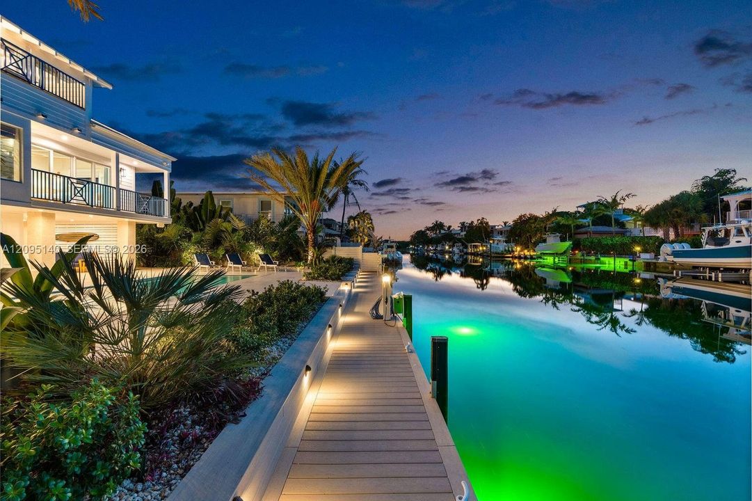 For Sale: $4,899,000 (4 beds, 4 baths, 2476 Square Feet)