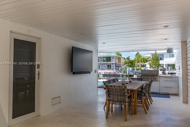 For Sale: $4,899,000 (4 beds, 4 baths, 2476 Square Feet)