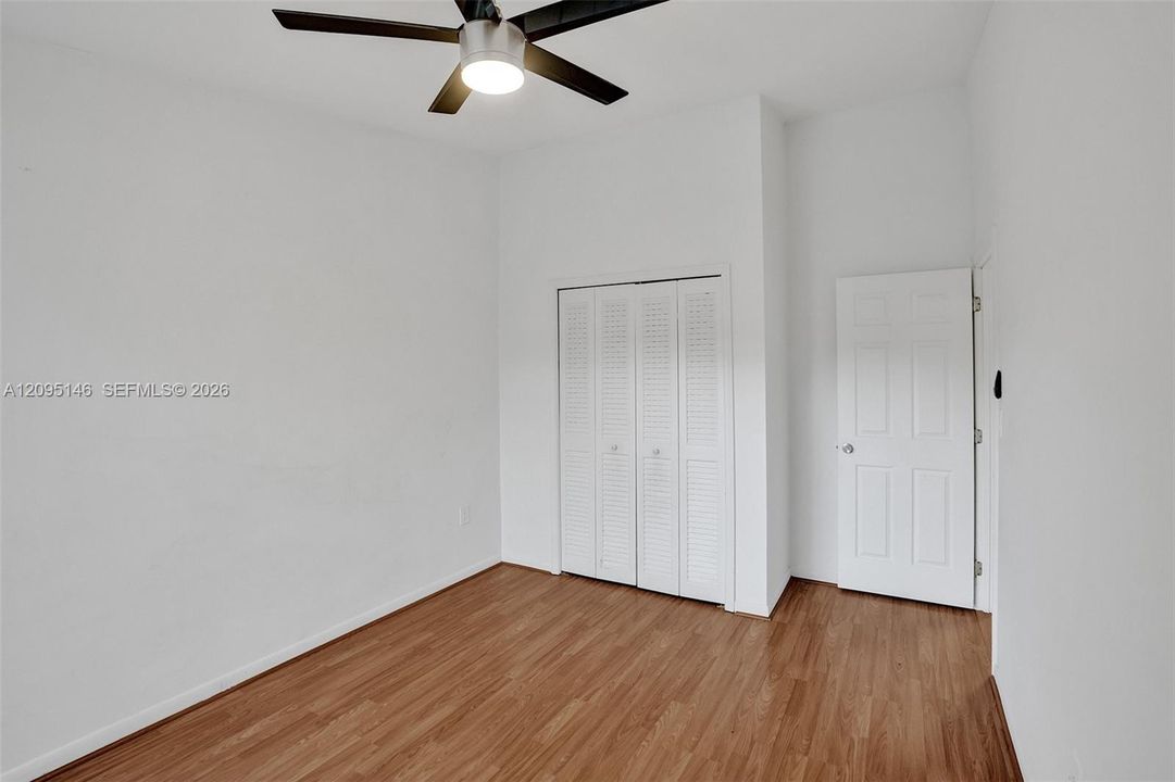 En Renta: $4,850 (3 camas, 2 baños, 1590 Pies cuadrados)