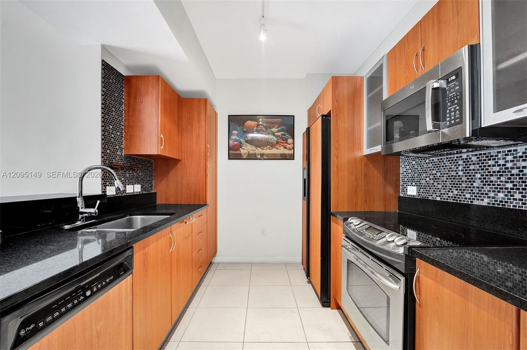 En Renta: $3,000 (2 camas, 2 baños, 1077 Pies cuadrados)