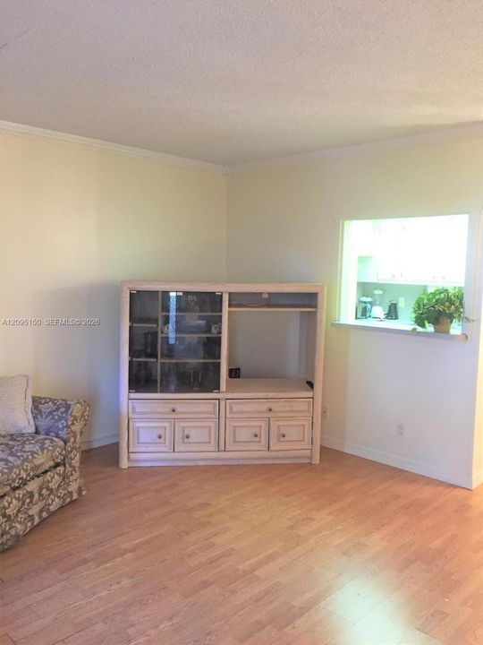В аренду: $1,450 (1 спален, 1 ванн, 570 Квадратных фут)