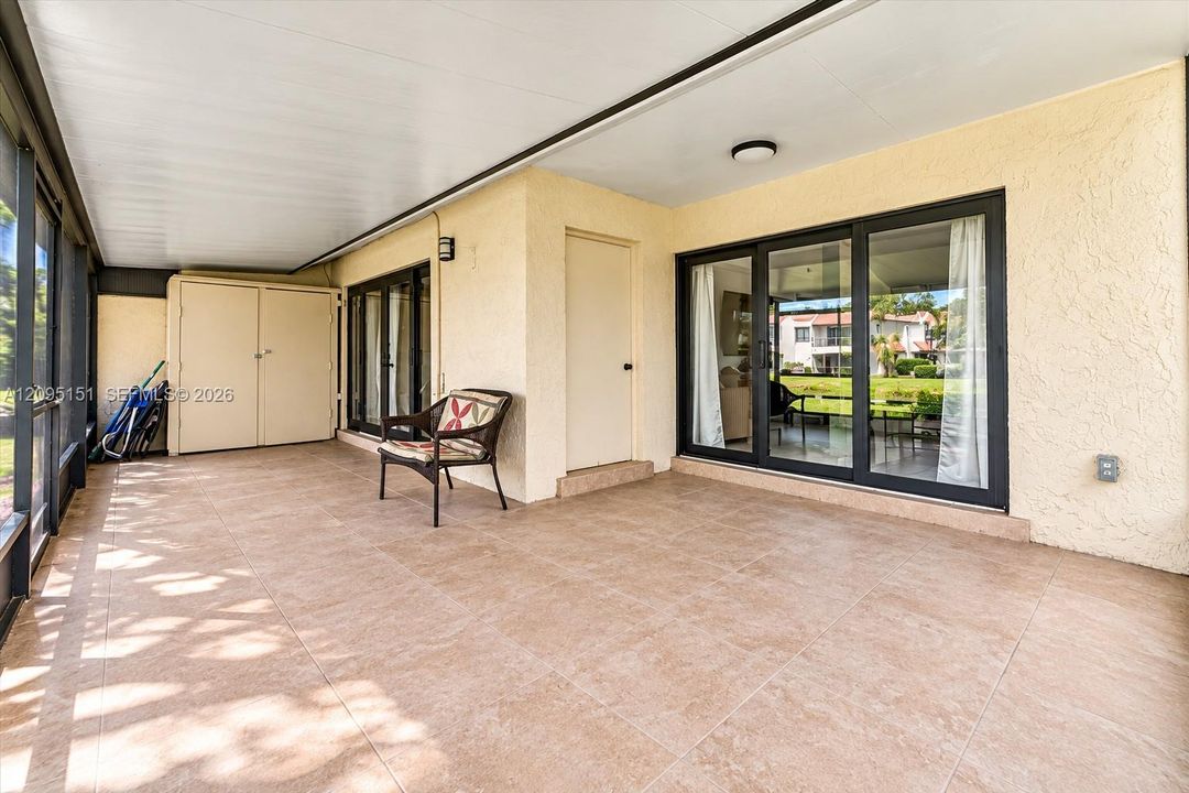 На продажу: $435,000 (2 спален, 2 ванн, 1580 Квадратных фут)