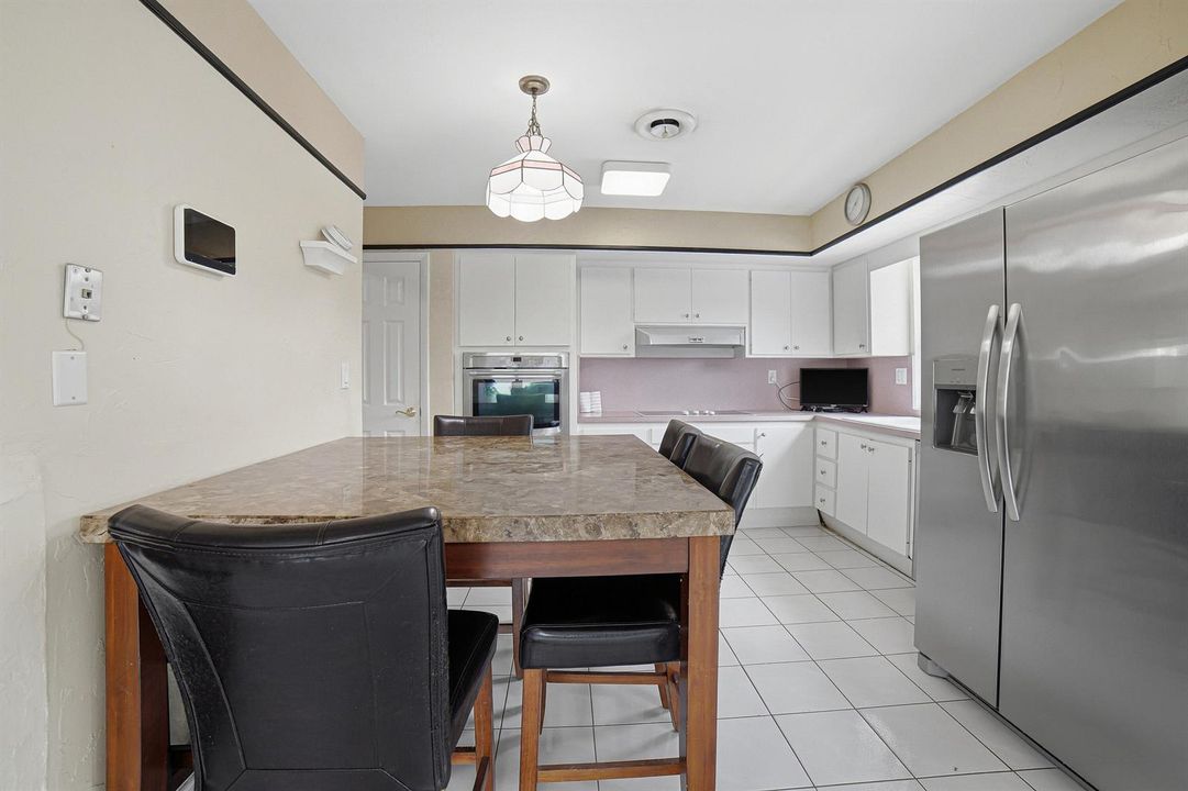 25-Kitchen-B