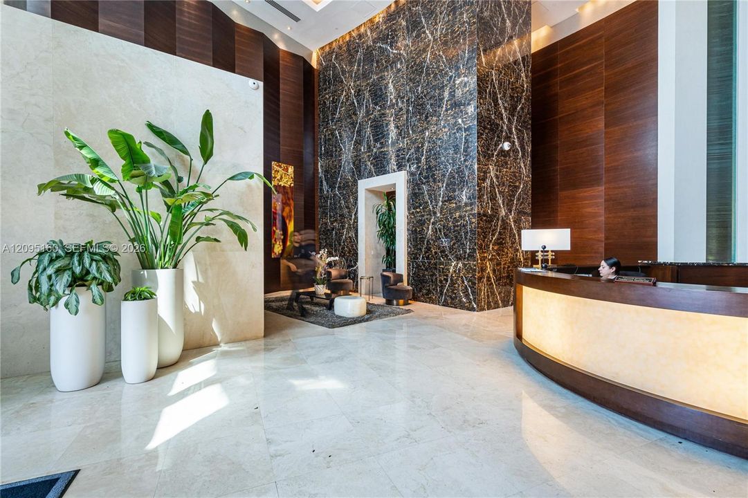 В аренду: $11,000 (3 спален, 3 ванн, 2327 Квадратных фут)