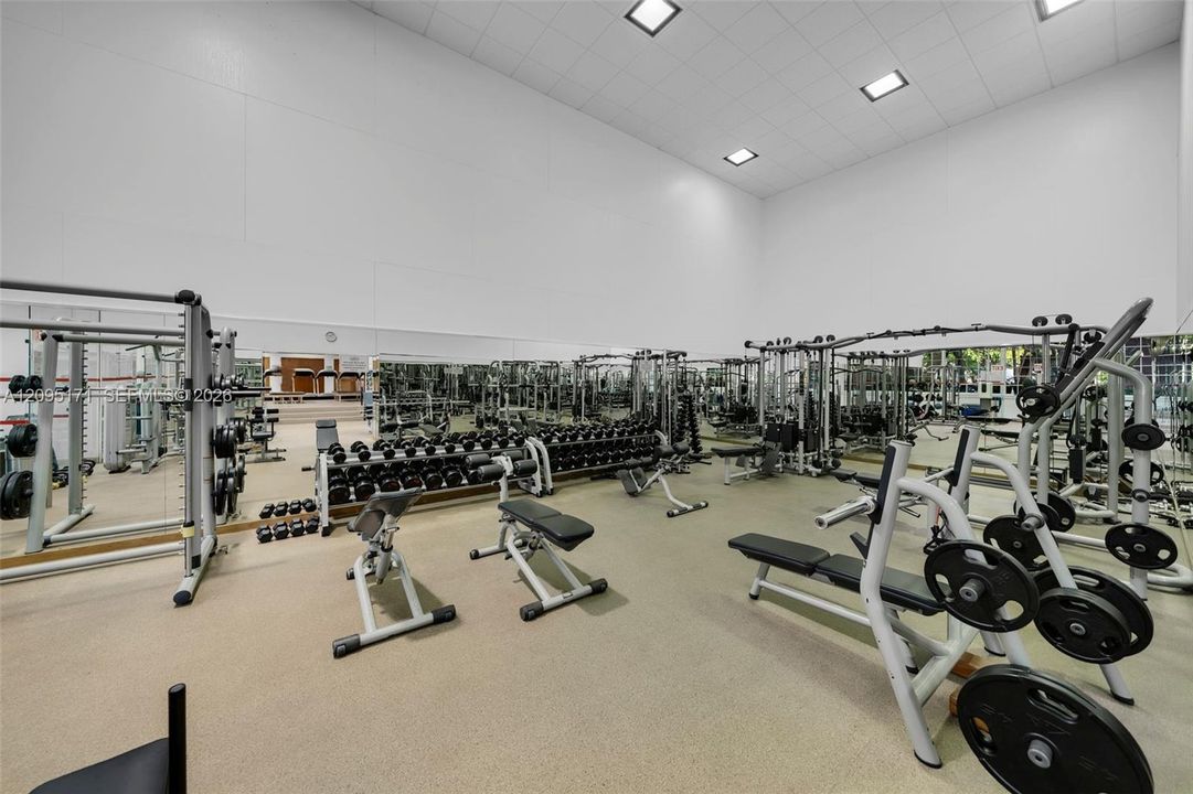 For Rent: $4,950 (2 beds, 2 baths, 1312 Square Feet)