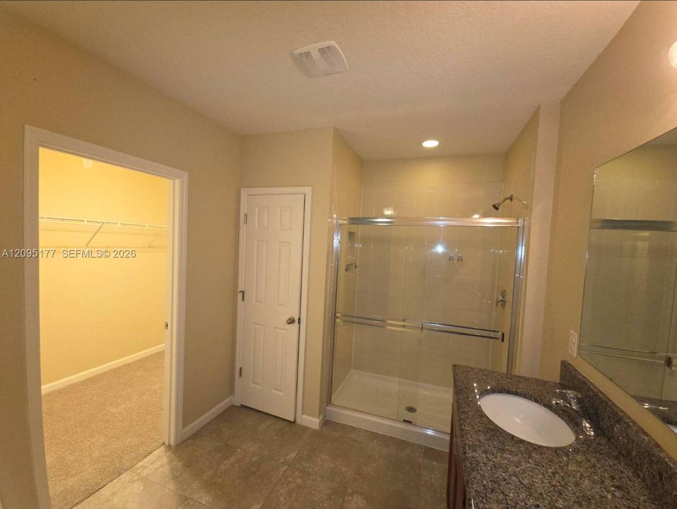 For Sale: $366,000 (4 beds, 2 baths, 1935 Square Feet)