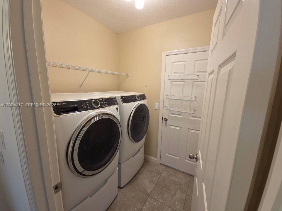 For Sale: $366,000 (4 beds, 2 baths, 1935 Square Feet)