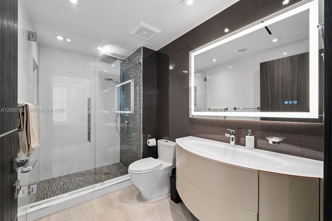 En Venta: $3,495,000 (4 camas, 4 baños, 3533 Pies cuadrados)