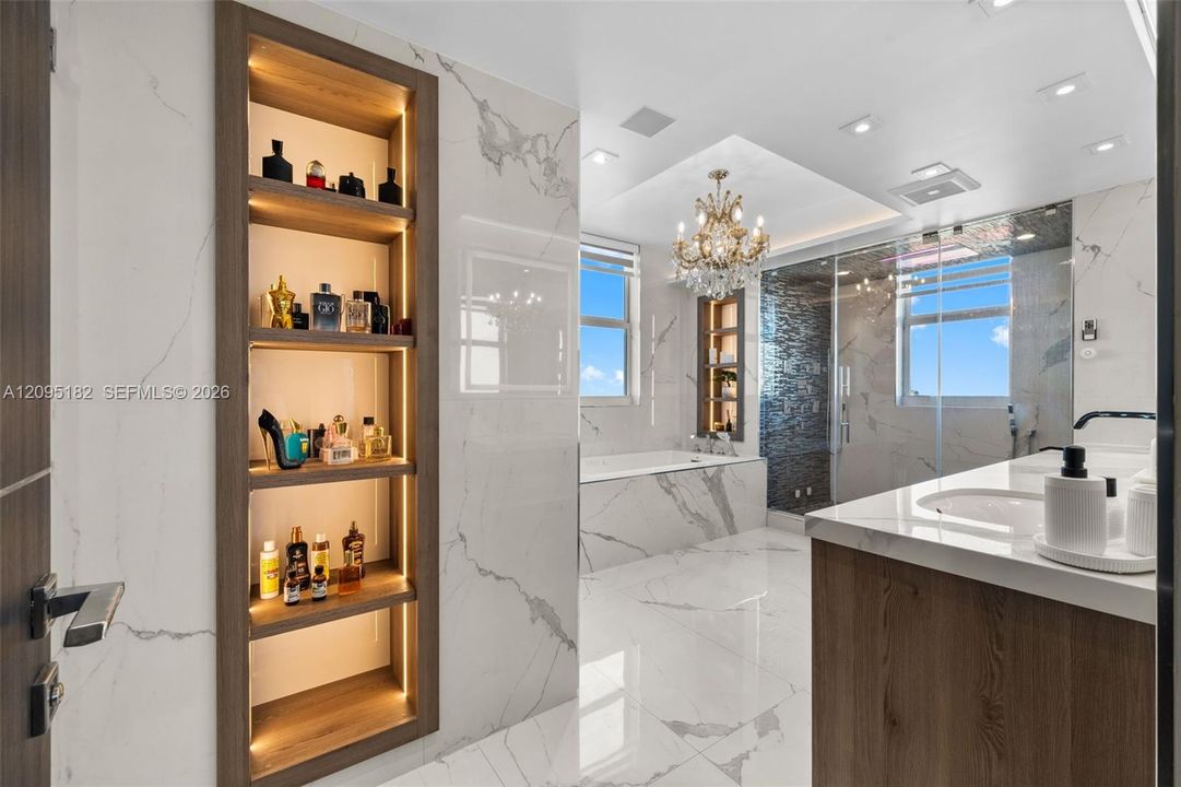 En Venta: $3,495,000 (4 camas, 4 baños, 3533 Pies cuadrados)