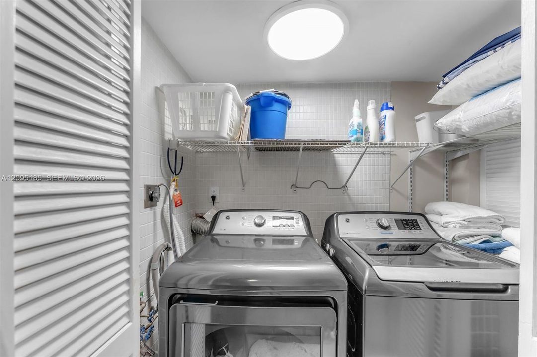 For Rent: $3,850 (2 beds, 2 baths, 1503 Square Feet)