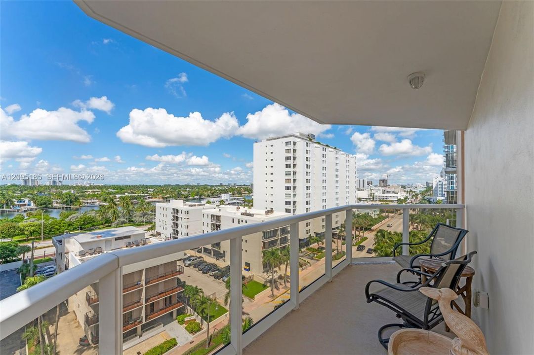 For Rent: $3,850 (2 beds, 2 baths, 1503 Square Feet)