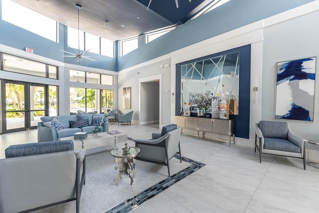 20230917-6550 S Oriole Blvd 202-0018