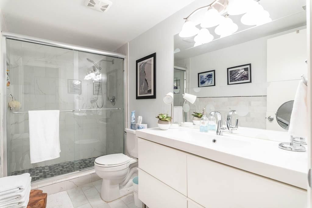 20230917-6550 S Oriole Blvd 202-0041