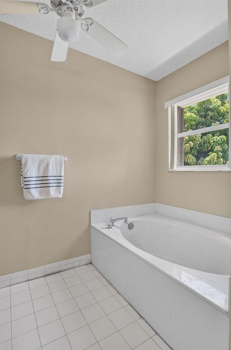 Soaking Tub