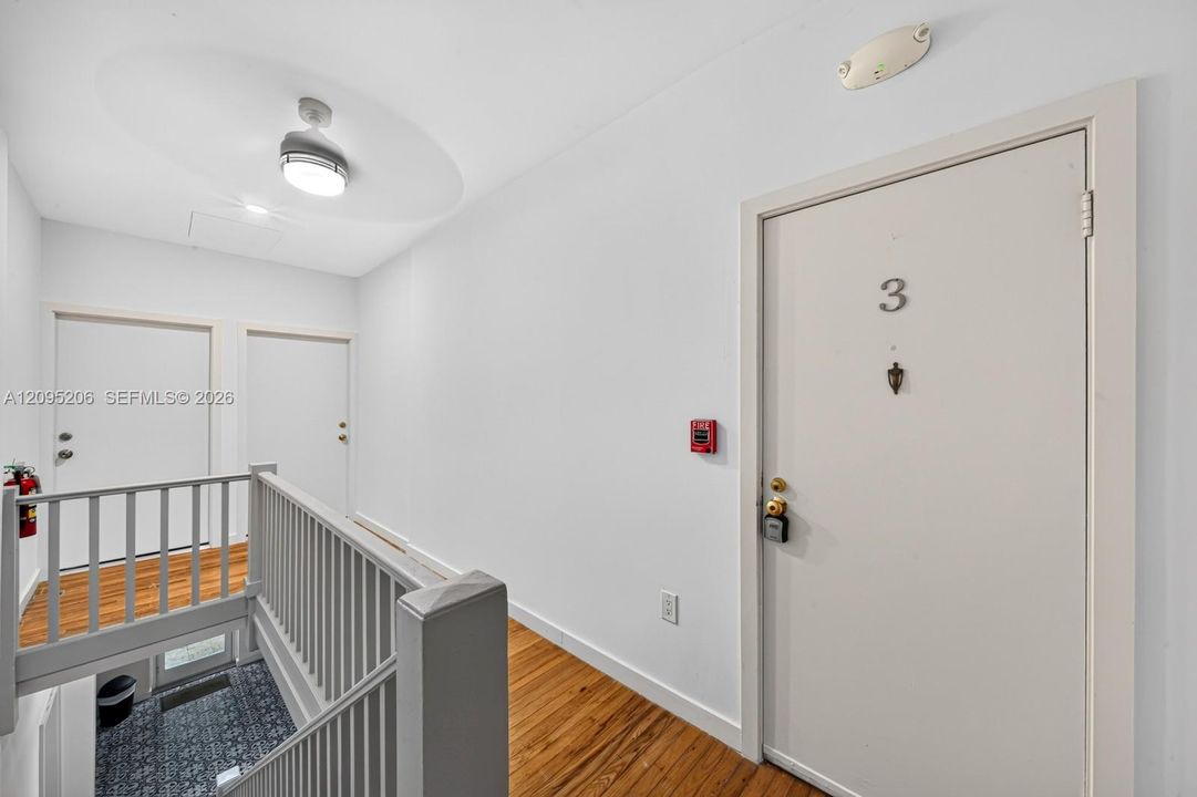 В аренду: $3,500 (2 спален, 1 ванн, 875 Квадратных фут)
