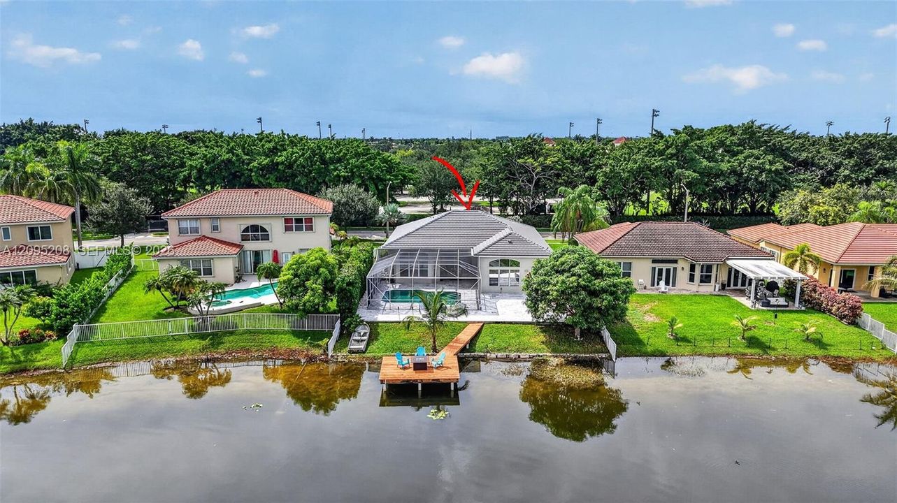 For Sale: $895,000 (4 beds, 2 baths, 2392 Square Feet)