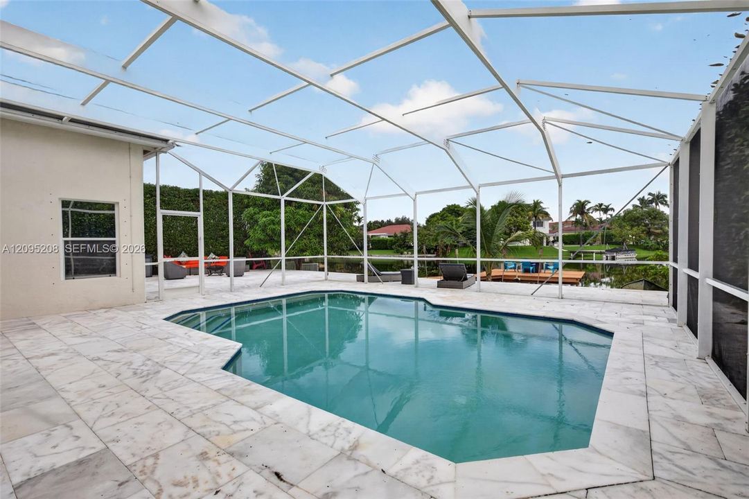 For Sale: $895,000 (4 beds, 2 baths, 2392 Square Feet)