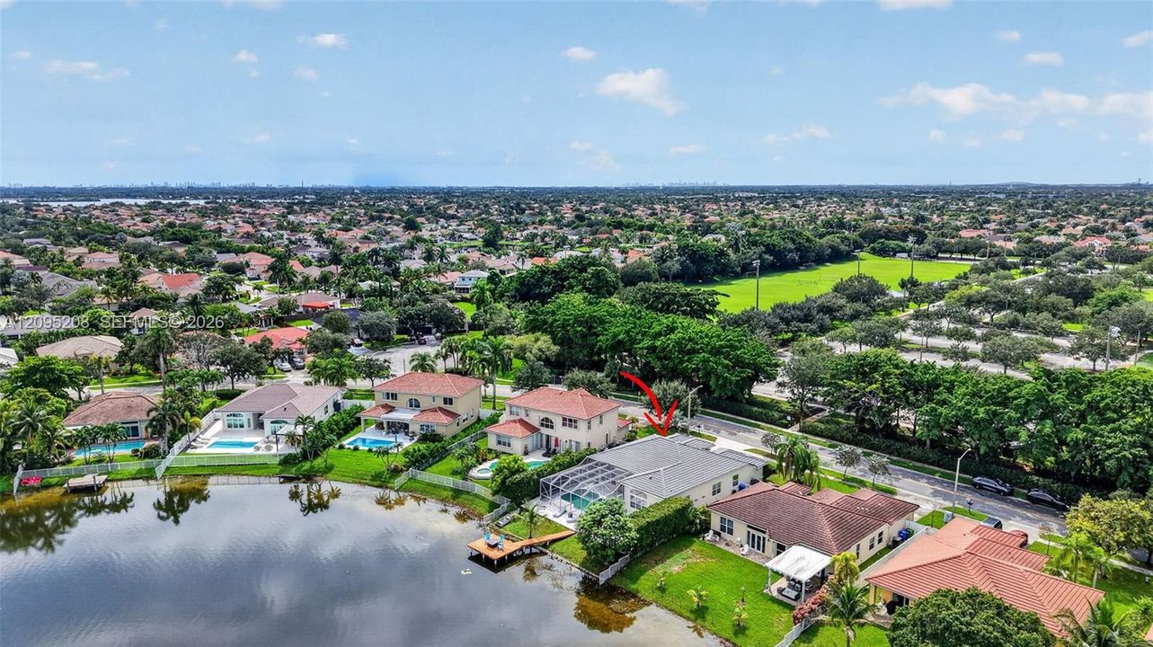 For Sale: $895,000 (4 beds, 2 baths, 2392 Square Feet)