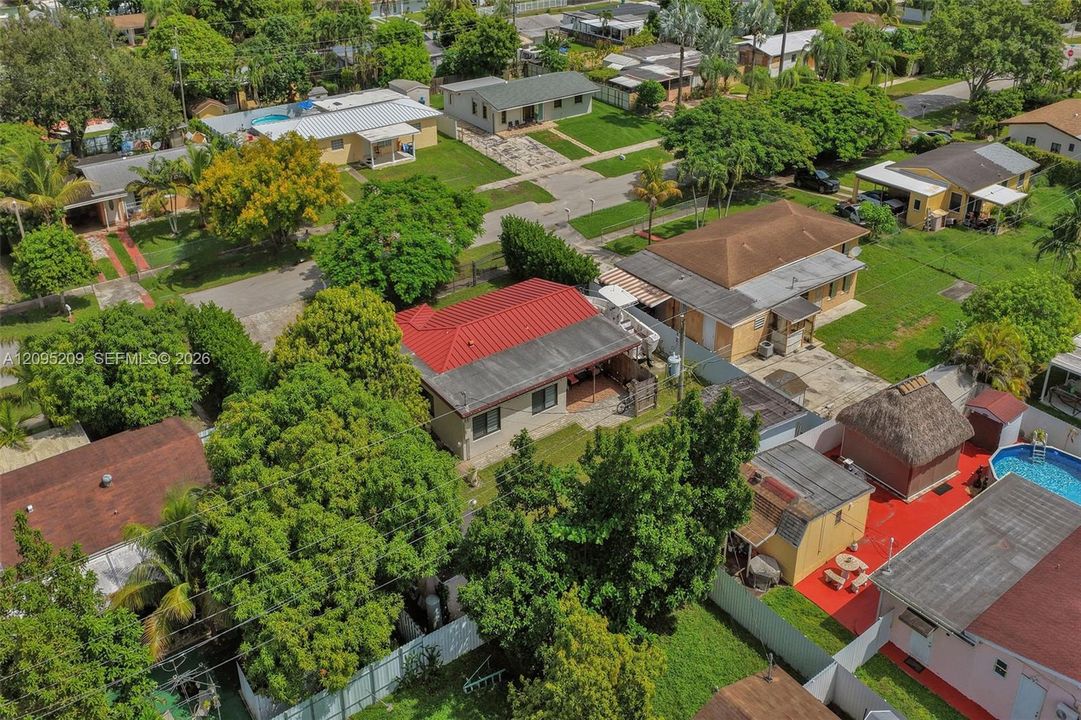 На продажу: $499,000 (3 спален, 1 ванн, 1586 Квадратных фут)