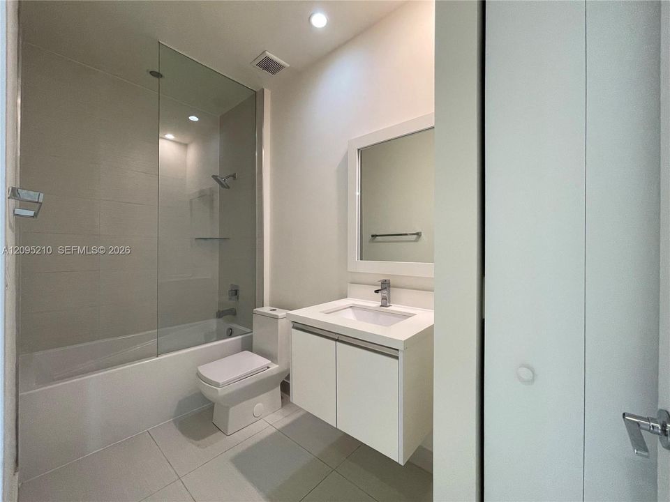 En Renta: $3,600 (3 camas, 2 baños, 1360 Pies cuadrados)