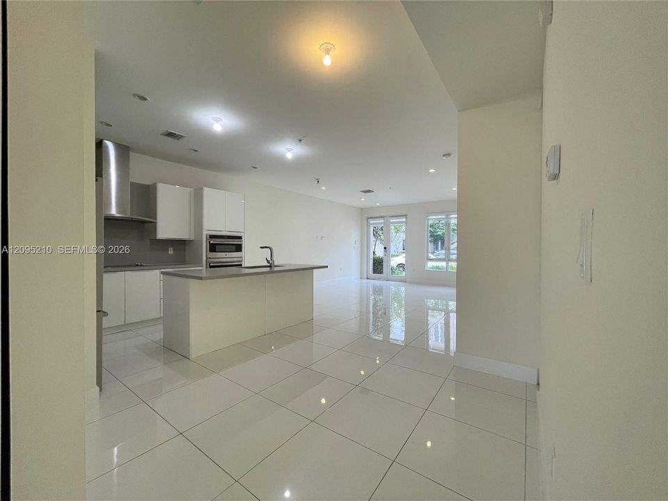 En Renta: $3,600 (3 camas, 2 baños, 1360 Pies cuadrados)