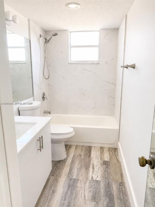В аренду: $1,985 (2 спален, 2 ванн, 1260 Квадратных фут)