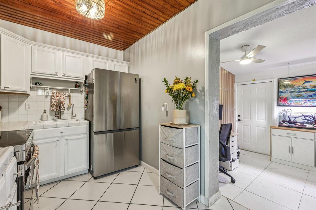 55_Davis_Rd_014